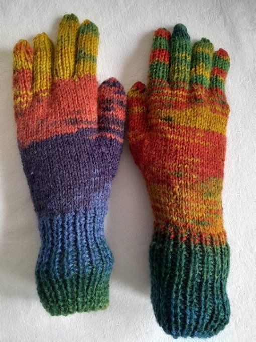 Gants femme en laine mérinos tricoté à la main 