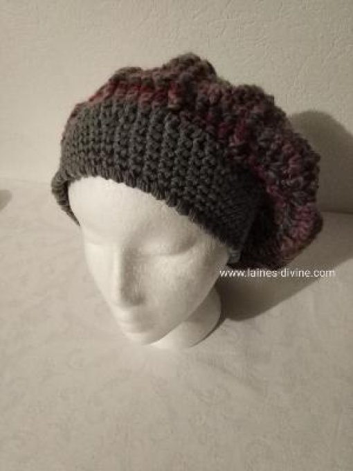 Béret femme tout au crochet fait main en laine et acrylique " Christelle "