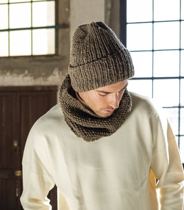 Bonnet homme tricoter en laine tweed avec son revers