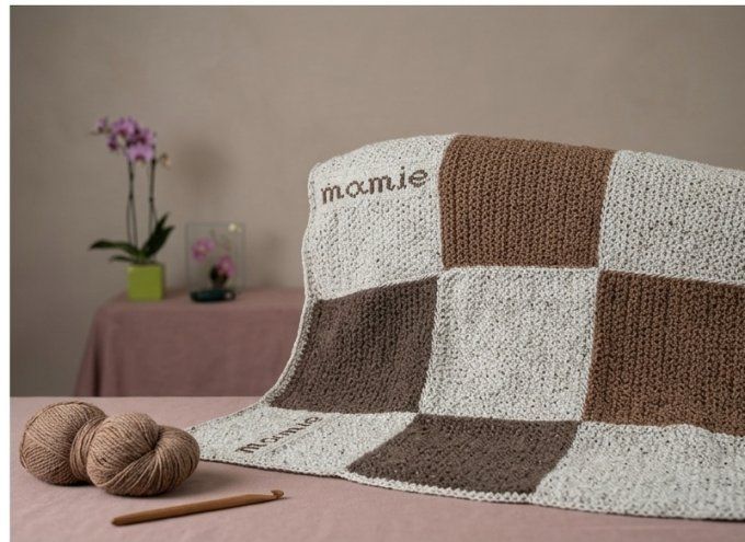 Plaid "Mamie" – Douceur Artisanale tricoté en Laine Mérinos 