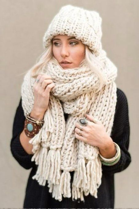Écharpe femme en laine extra large et volumineuse 