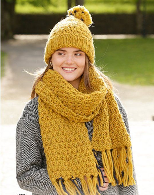Echarpe femme tricoté main en grosse laine " Andréa "