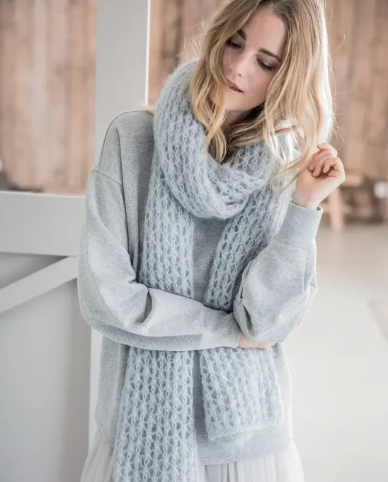 Echarpe femme tricoter main en laine mohair " Cécile "