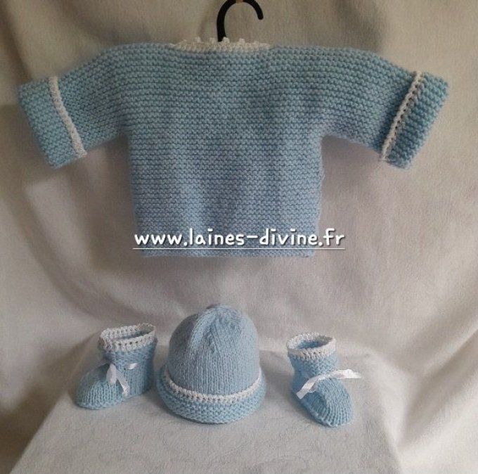Trousseau Layette naissance en laine acrylique bleu 