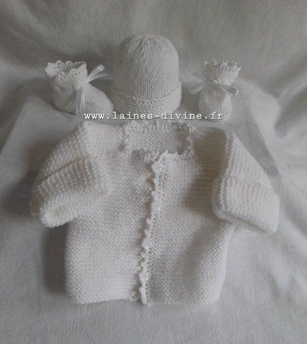 Trousseau Layette naissance en laine 100 % mérinos  couleur aux choix