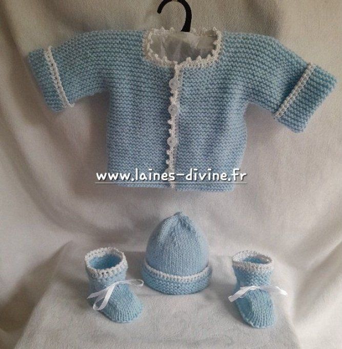 Trousseau Layette naissance en laine acrylique bleu 