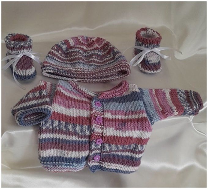 Coffret naissance, Brassière, chaussons et son bonnet
