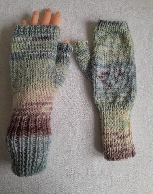 Mitaines femme en laine mérinos tricoté à la main