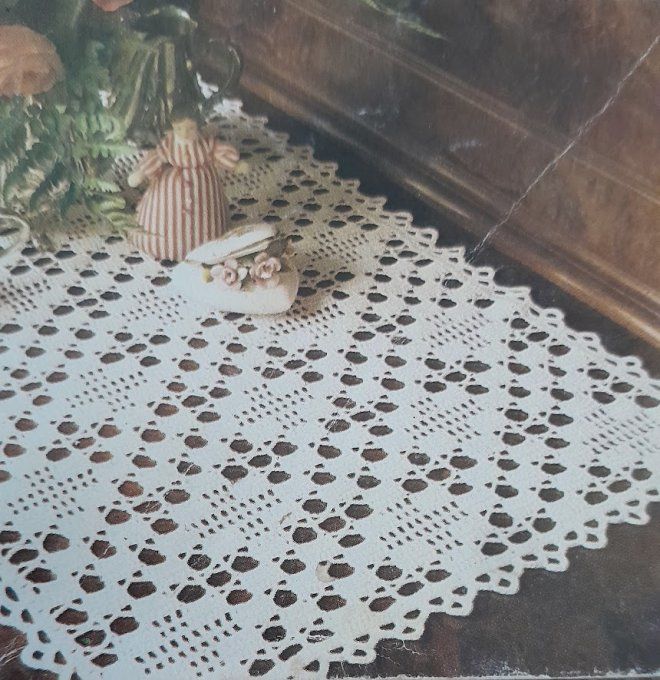 Modèle Napperon rectangulaire aux crochet