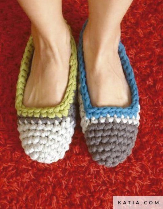 Pelote BIG RIBBON Katia 18 jaune