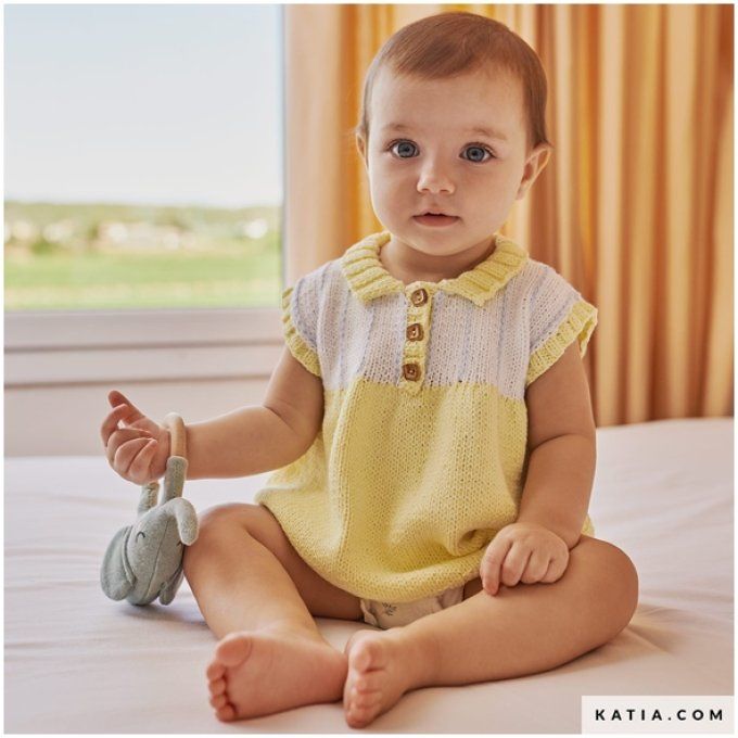 Modèle tricot robe bébé à col polo
