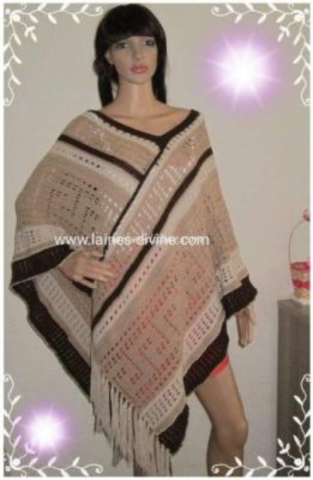 Poncho femme en laine 100 % mérinos aux crochet