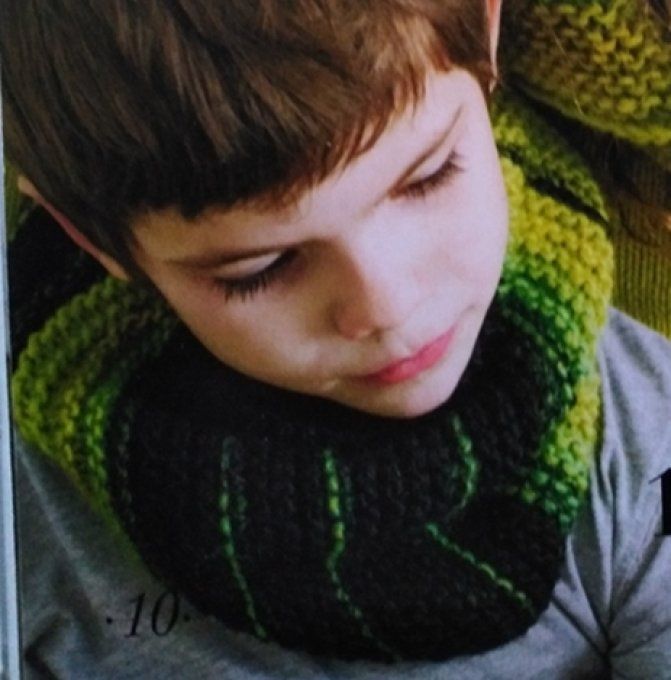 Snood enfant en laine " fait main " DYLAN "