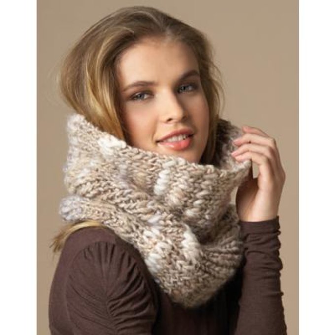 Snood Femme en laine élégant et volumineux