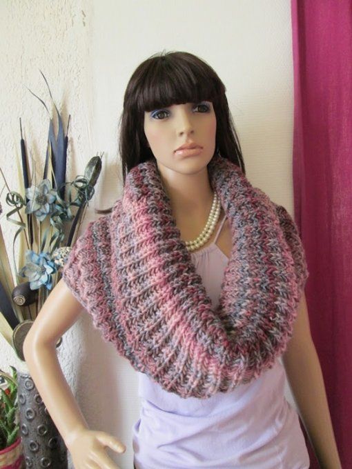 Snood femme tricoté en laine et acrylique 