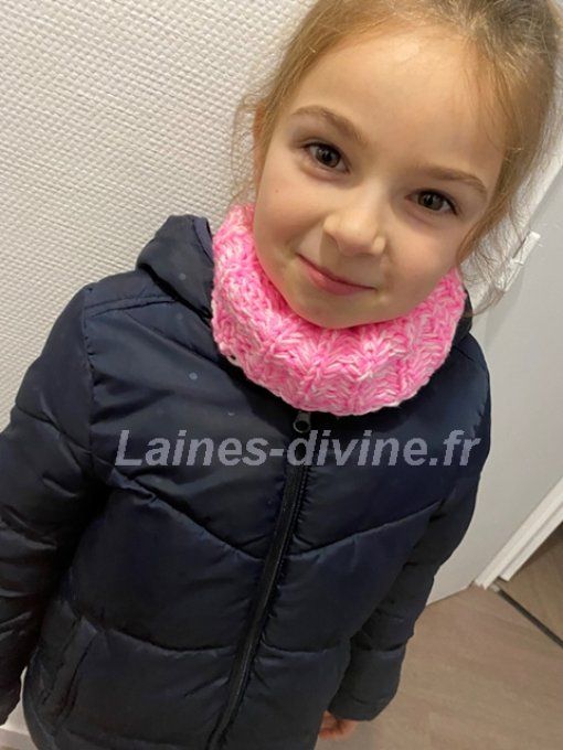 Snood enfant en laine acrylique " Shanna "